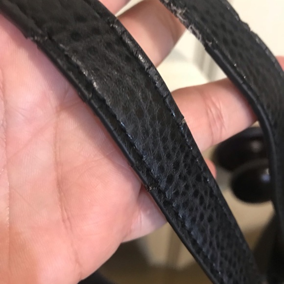 2 purses - Picture 2 of 7